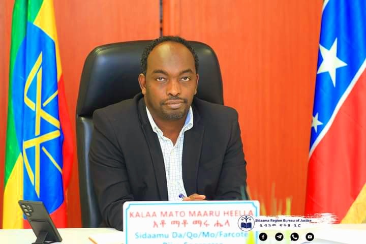 የህብረተሰቡን የህግ ግንዛቤ በማዳበር: